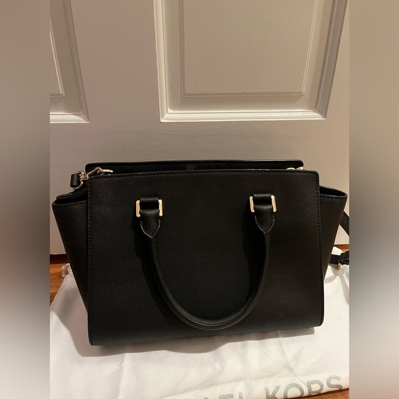 Authentic Black Michael Kors Tote - Picture 4 of 8